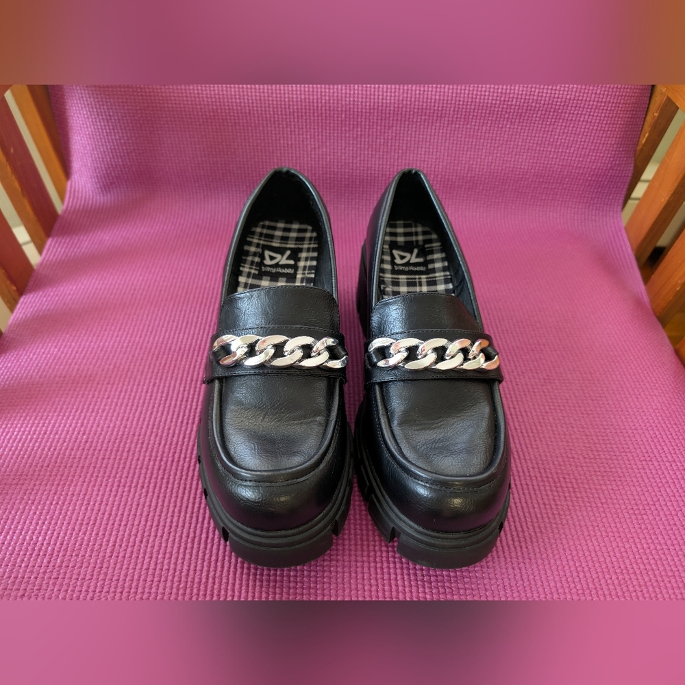 Dirty Laundry Nirvana Chill Loafer